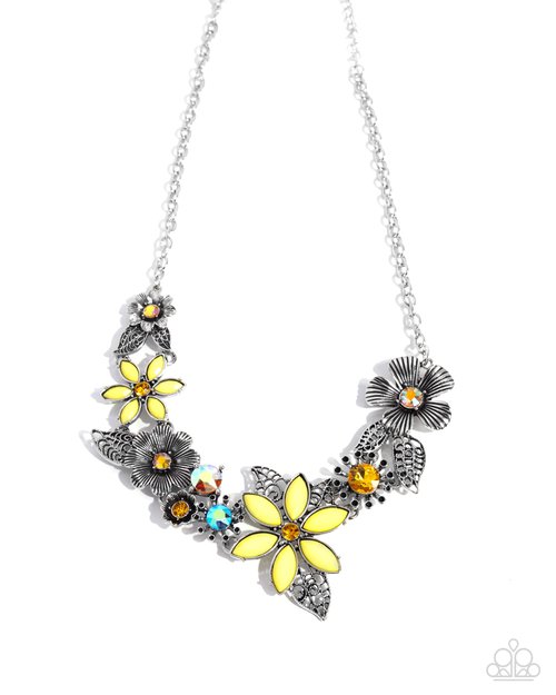GARDEN My Sparkle - Yellow - Paparazzi Necklace Image