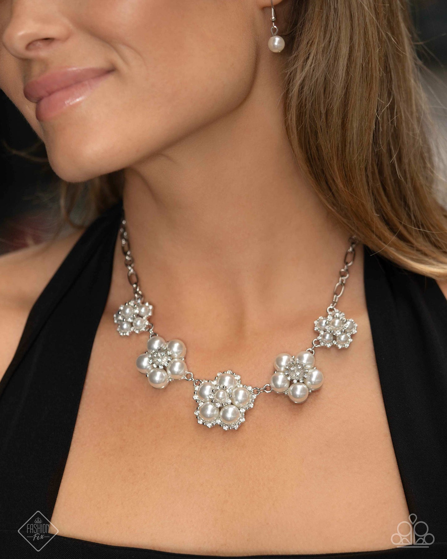 Cordially Chic - White - Paparazzi Necklace Image