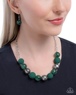 Bewitching Texture - Paparazzi Necklace Image