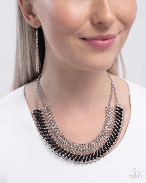 Commanding Connections - Paparazzi Necklace Image