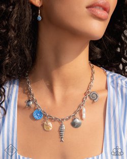 Coastal Climb - Paparazzi Necklace Image