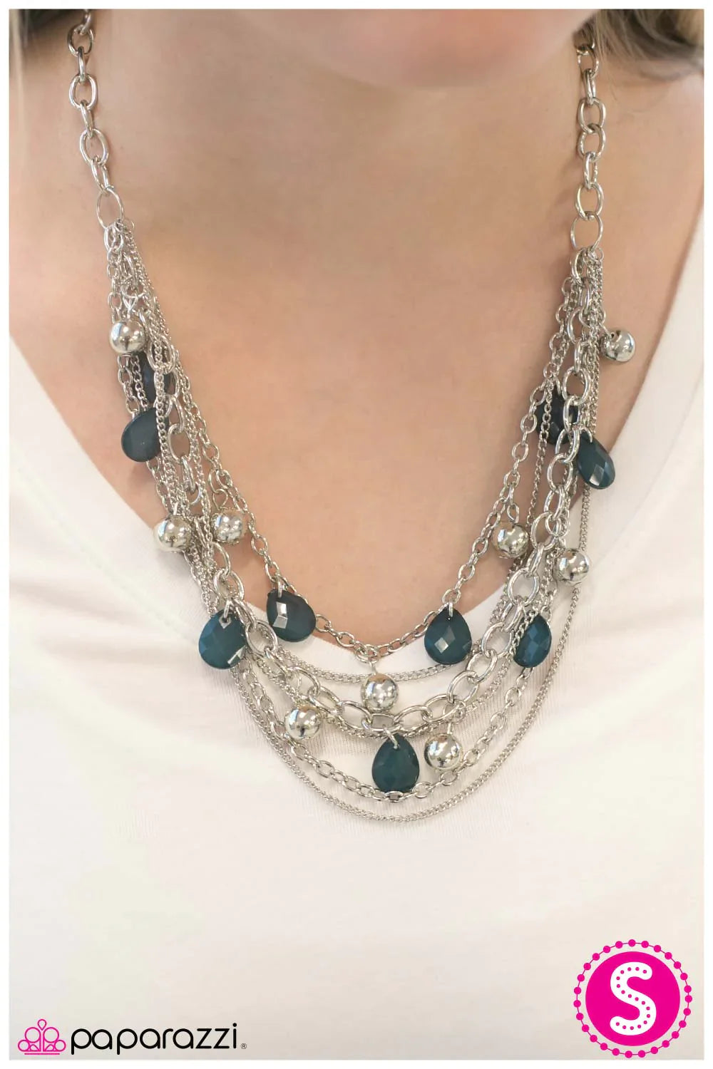 Paparazzi Necklace ~ Cut and Run - Blue