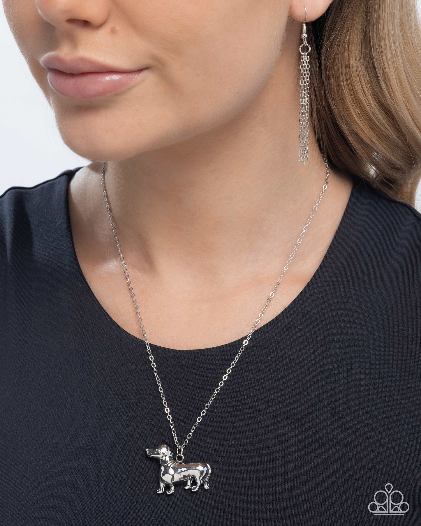 Darling Dachshund - Paparazzi Necklace Image