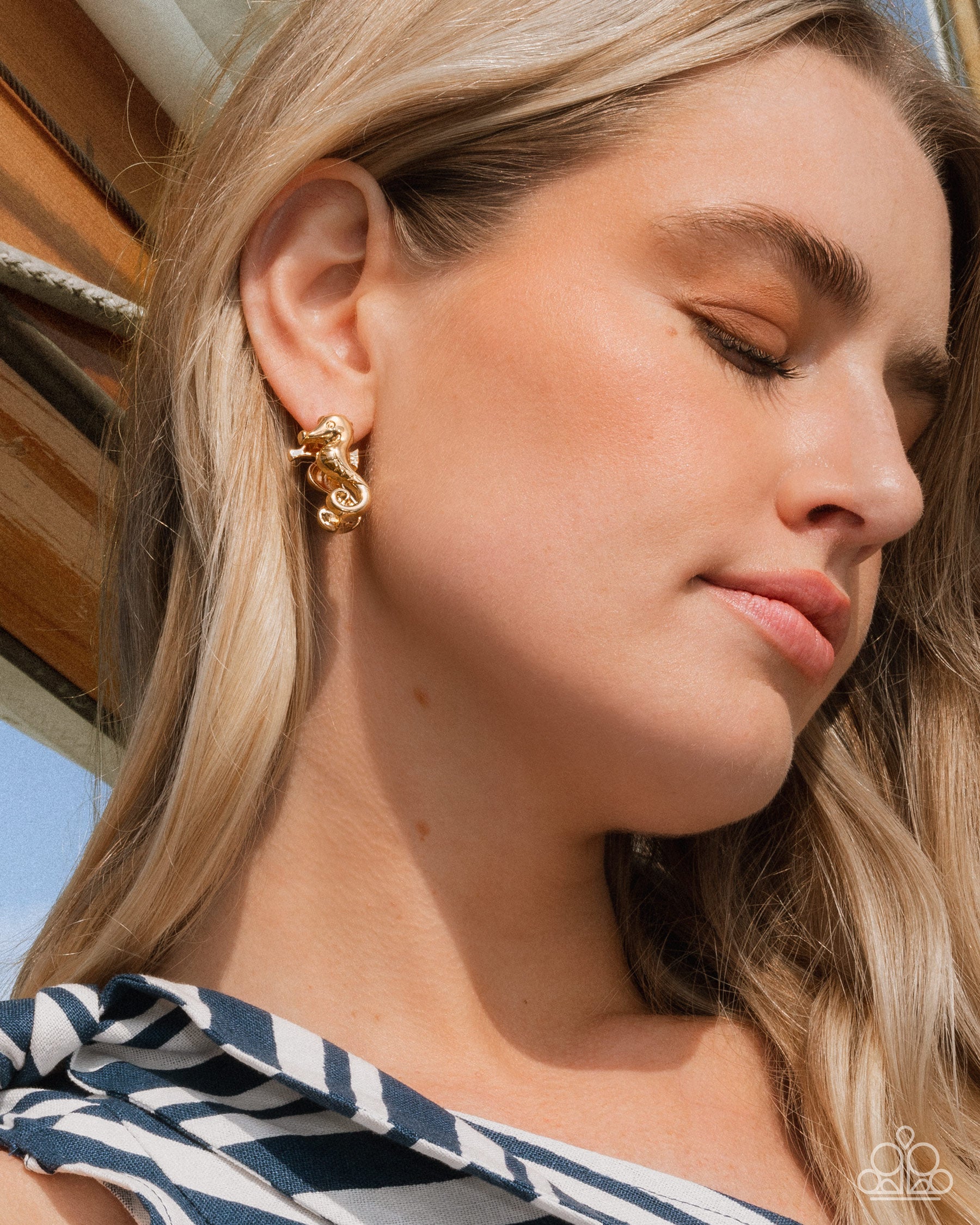 Sea Horse Statement - Gold - Paparazzi Earring Image