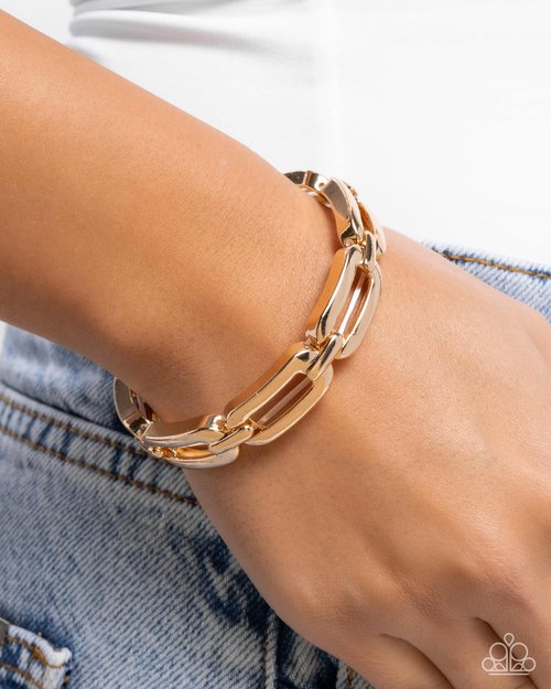 Symmetrical Sheen - Gold - Paparazzi Bracelet Image