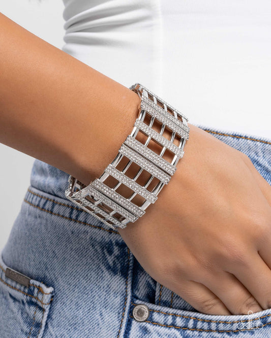 Vertical Vanity - White - Paparazzi Bracelet Image