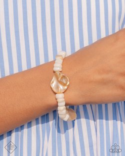 Coastal Caliber - Paparazzi Bracelet Image