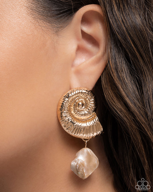 Conch Calypso - Gold - Paparazzi Earring Image
