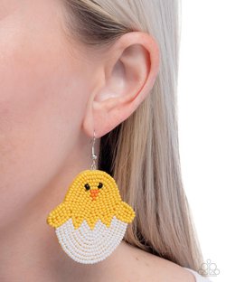 Capricious Chick - Paparazzi Earring Image