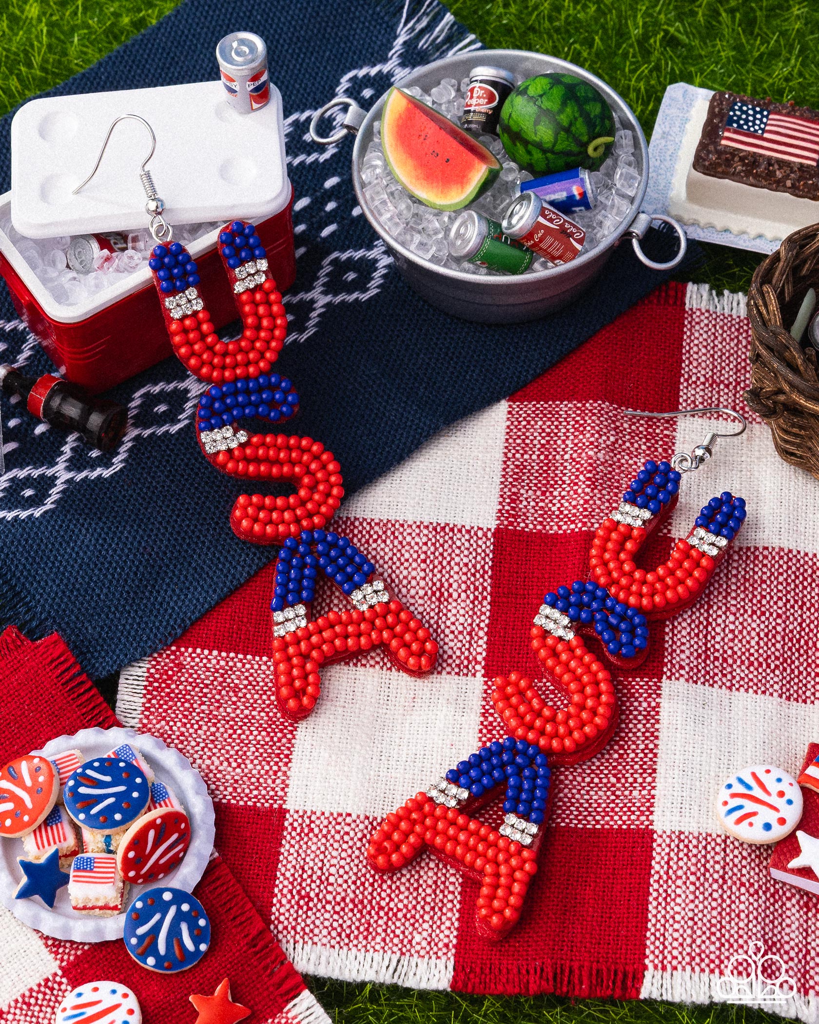 Pampered Patriot - Paparazzi Earring Image
