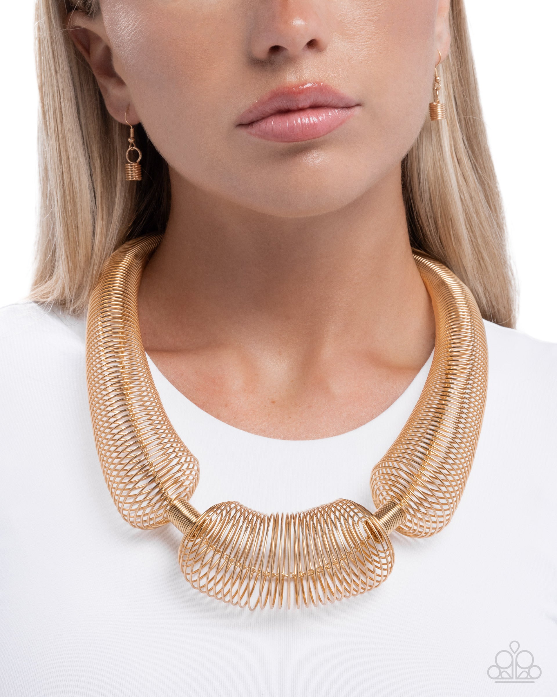 Carefree Coils - Gold - Paparazzi Necklace Image