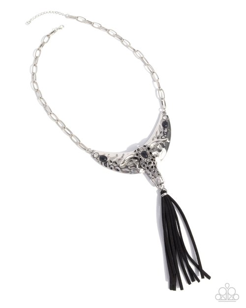Limitless Longhorn - Paparazzi Necklace Image