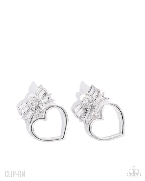 Matchmaking Model - White - Paparazzi Earring Image