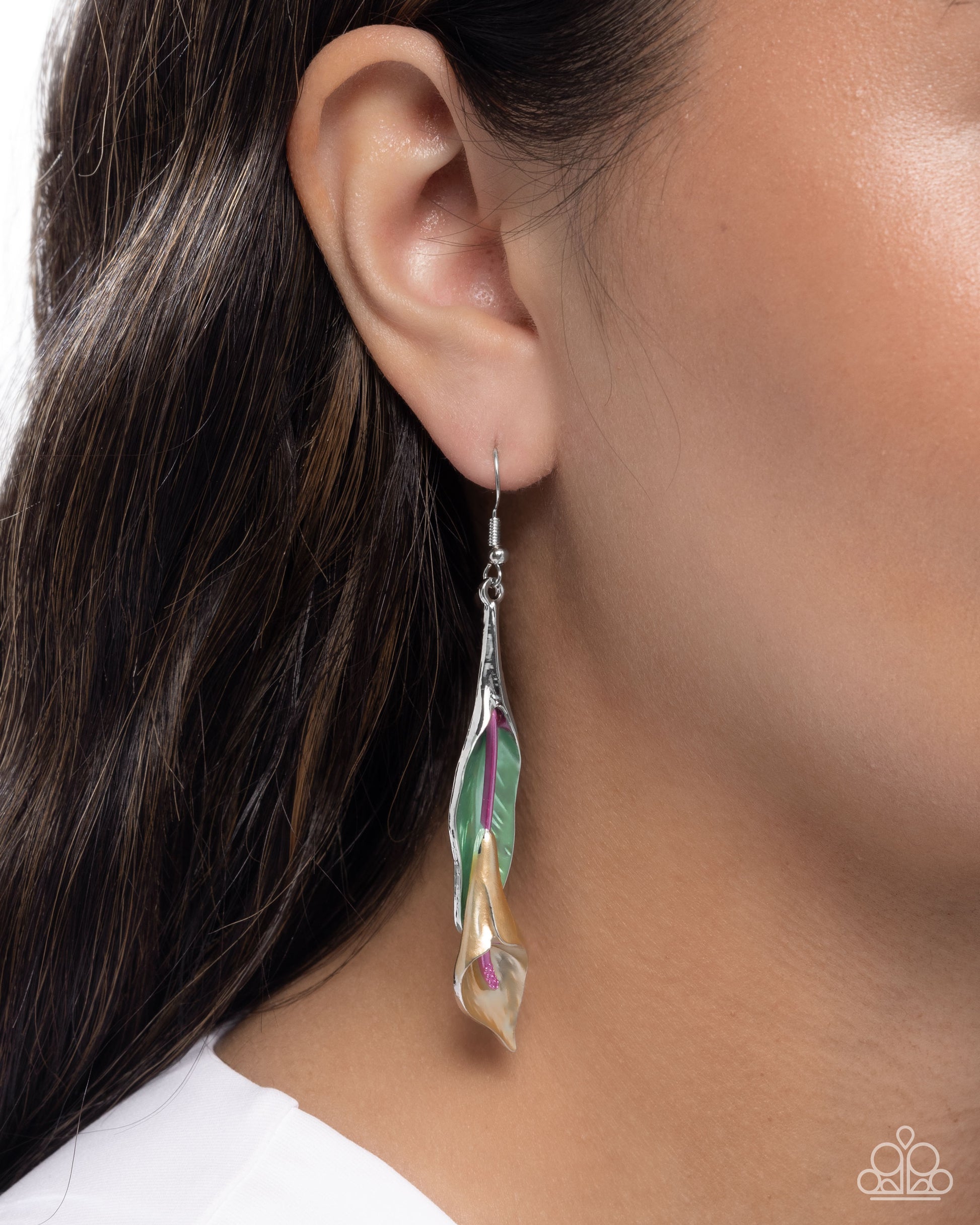 Tulip Tutor - Paparazzi Earring Image