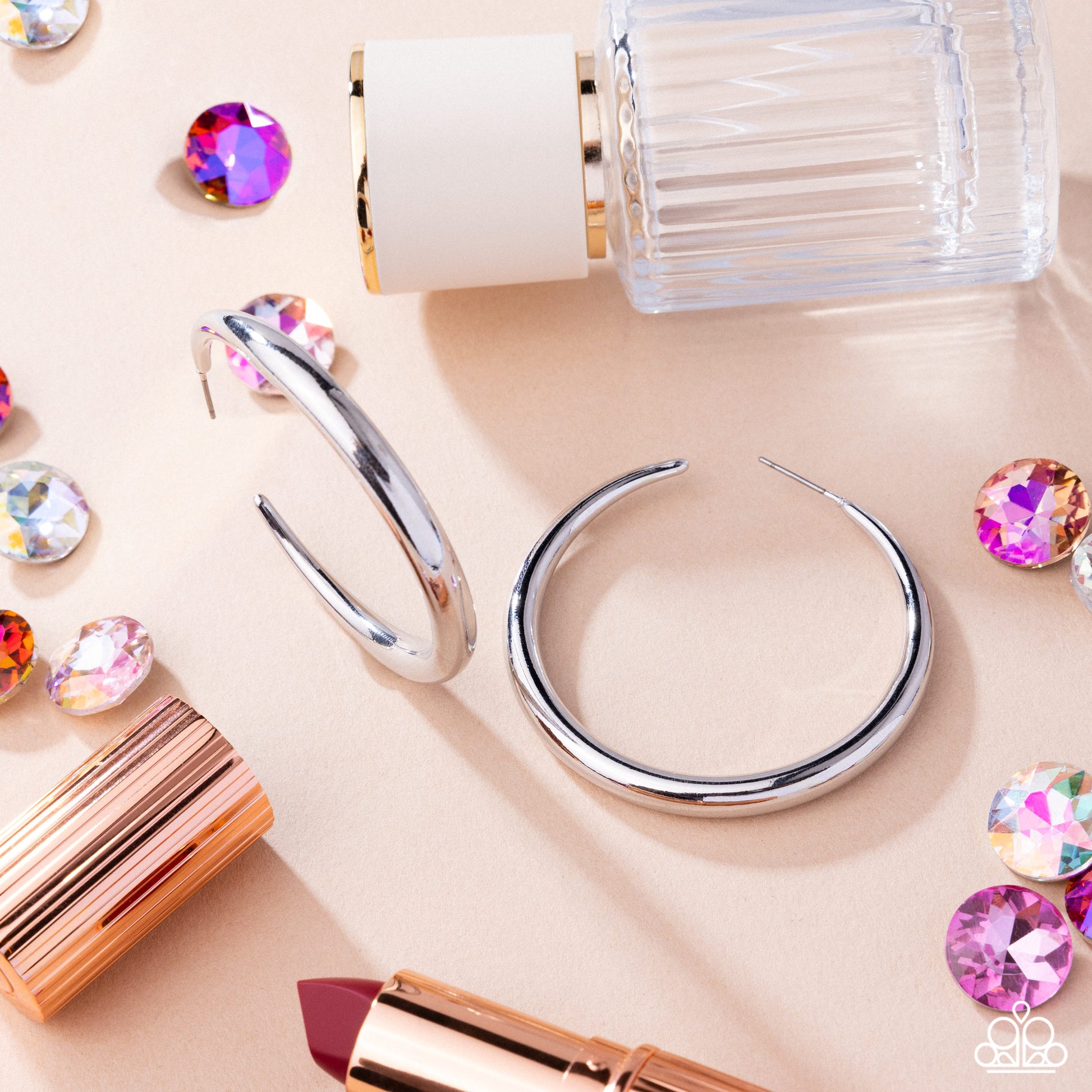 Sleek Selvage - Paparazzi Earring Image