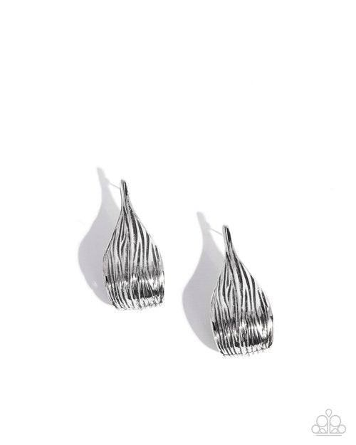 Curly Comfort - Silver - Paparazzi Earring Image