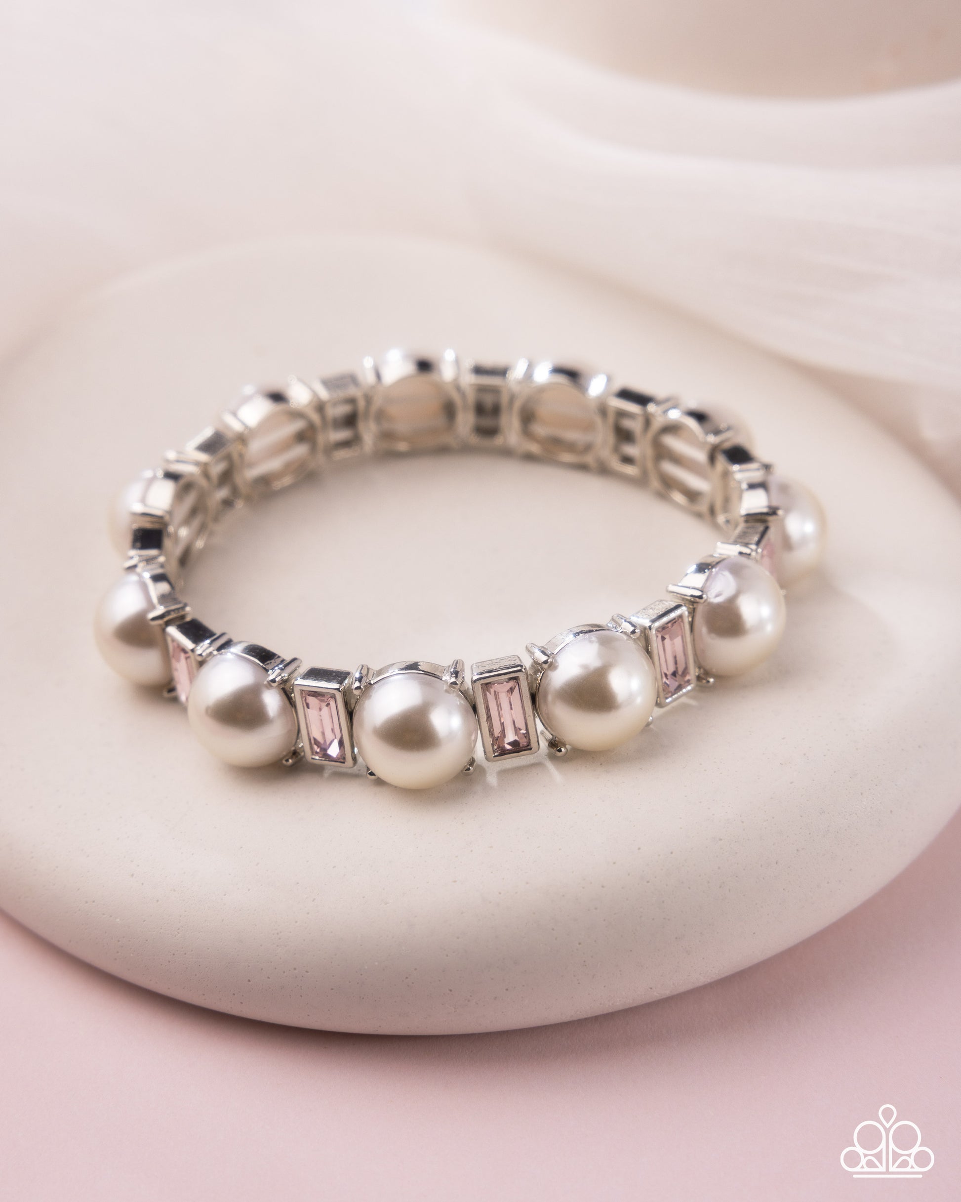 Pronged Palace - Pink - Paparazzi Bracelet Image