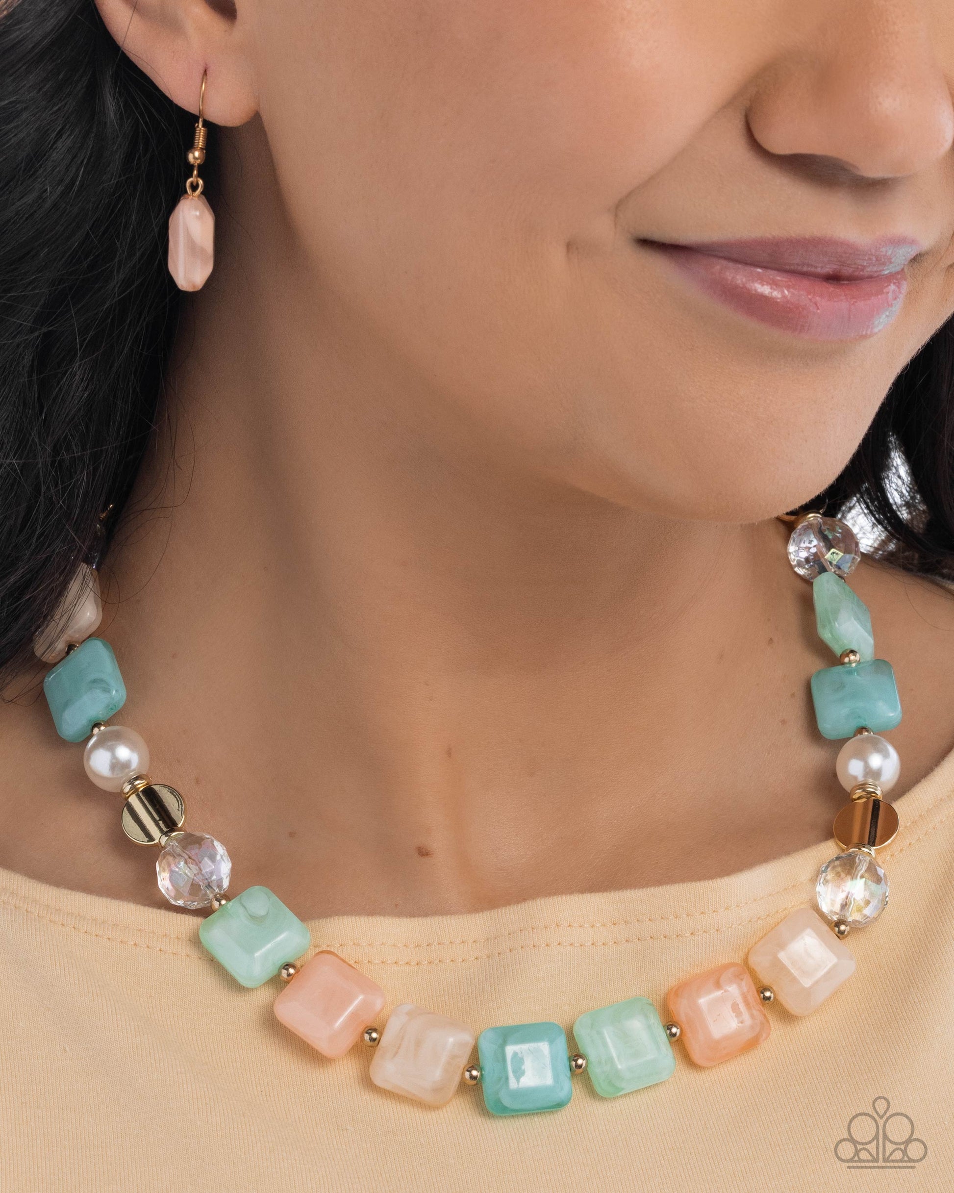 Continuous Cubes - Complete Look - Paparazzi Product Image