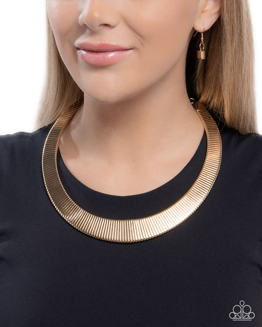 Fringe Formal - Gold - Paparazzi Necklace Image