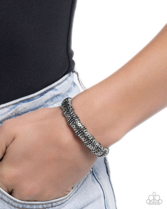 Hammered Homage - Silver - Paparazzi Bracelet Image