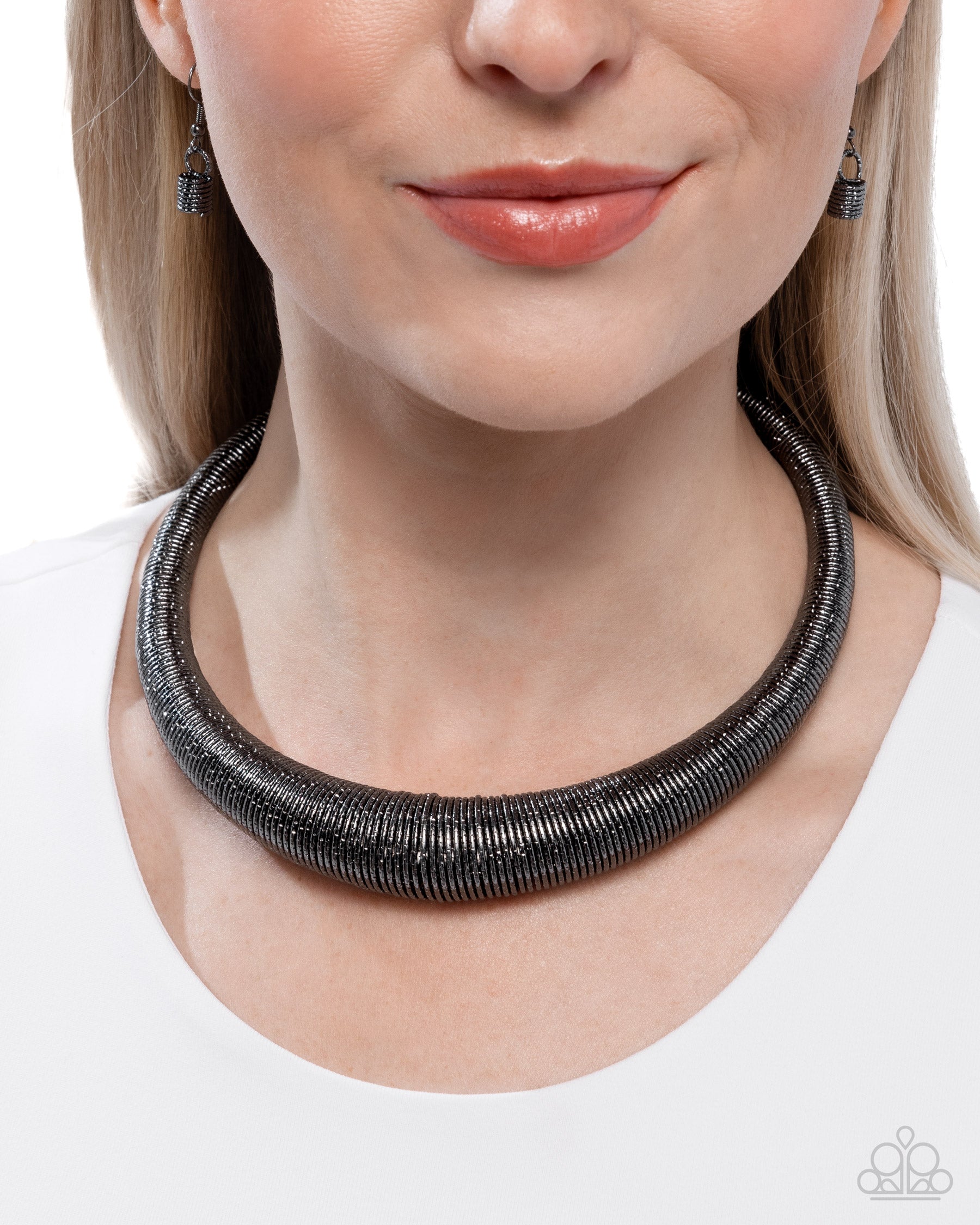 Subtle Selfie - Black - Paparazzi Necklace Image