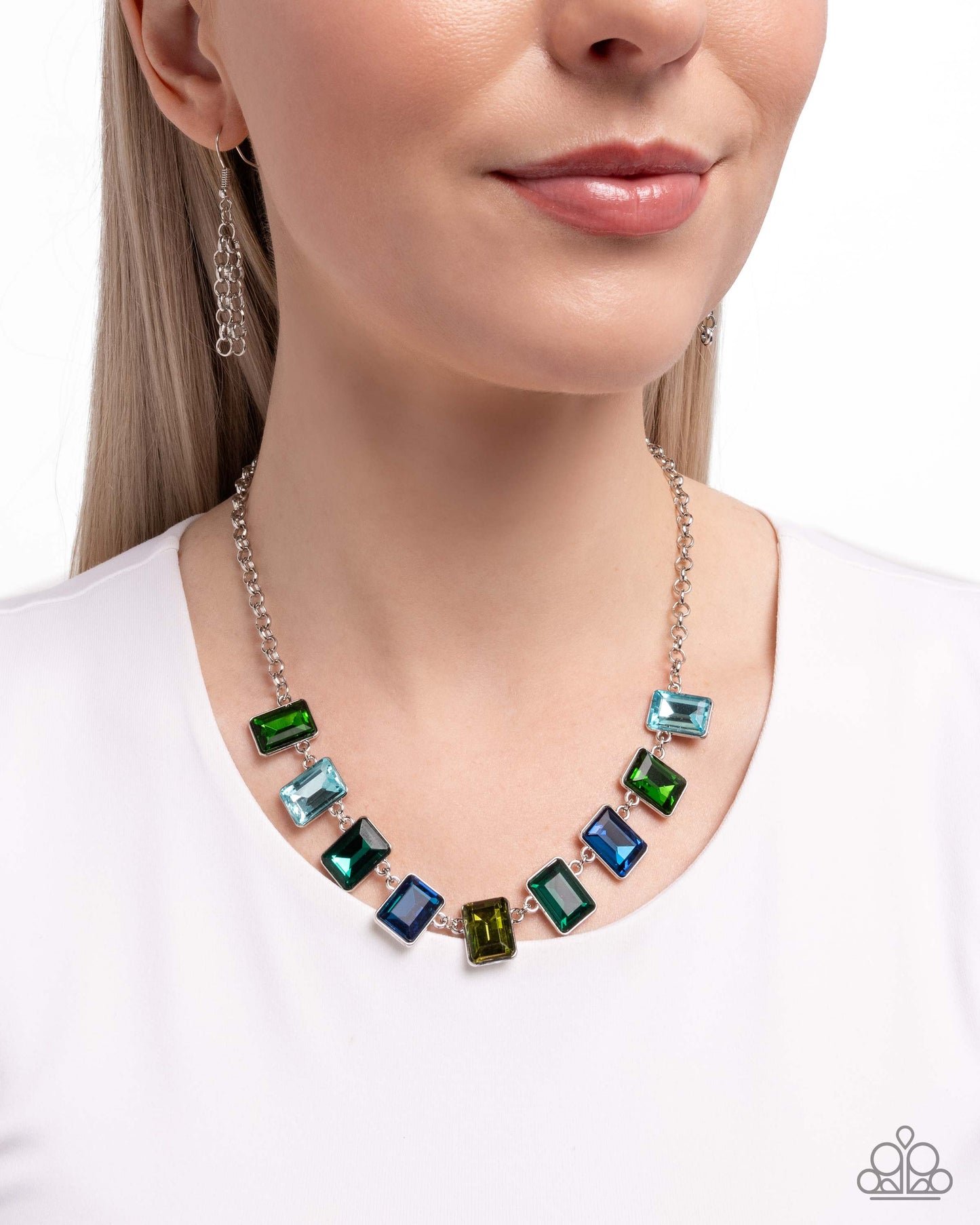 Radiant Rectangles - Green - Paparazzi Necklace Image