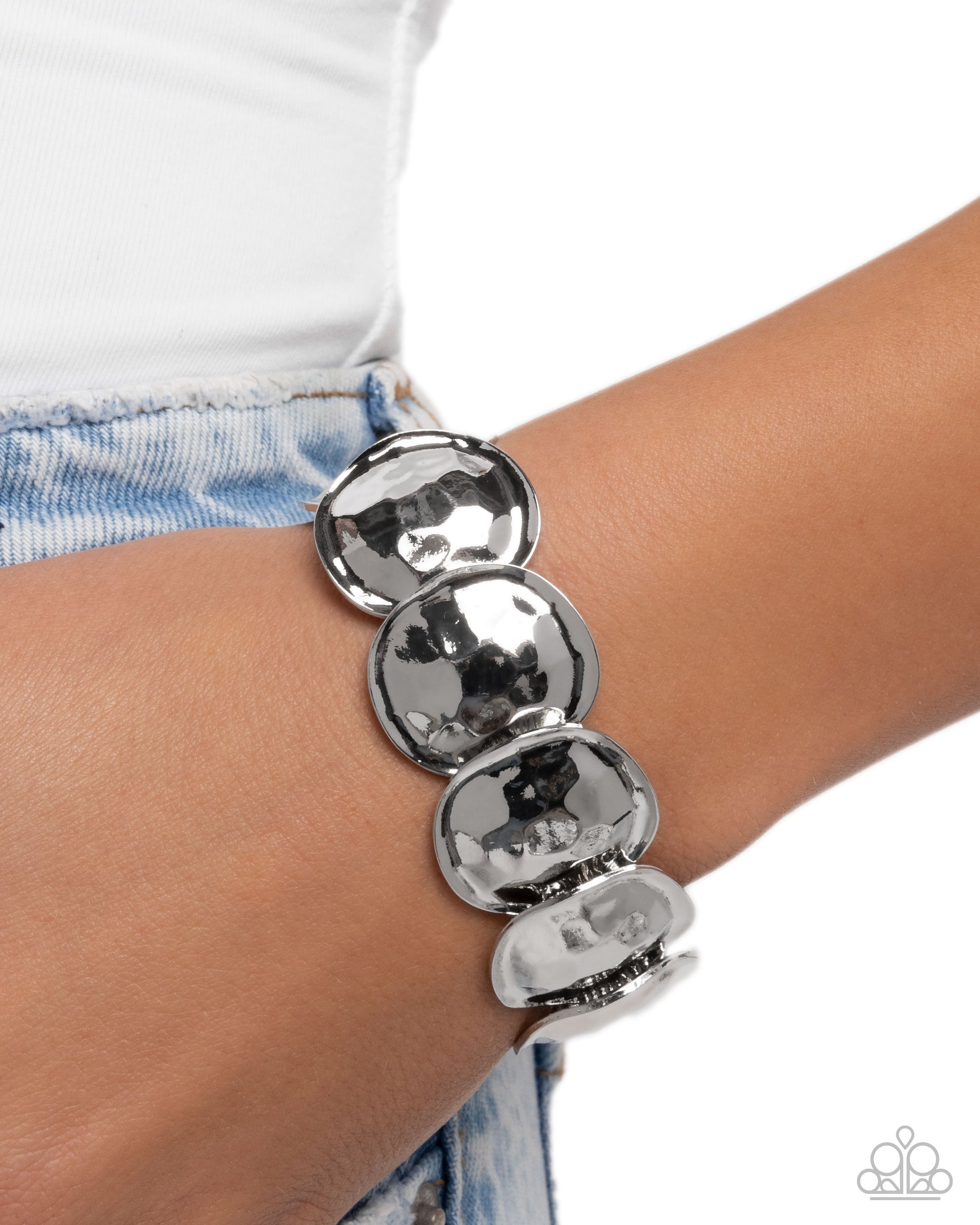 Tortoise Texture - Silver - Paparazzi Bracelet Image
