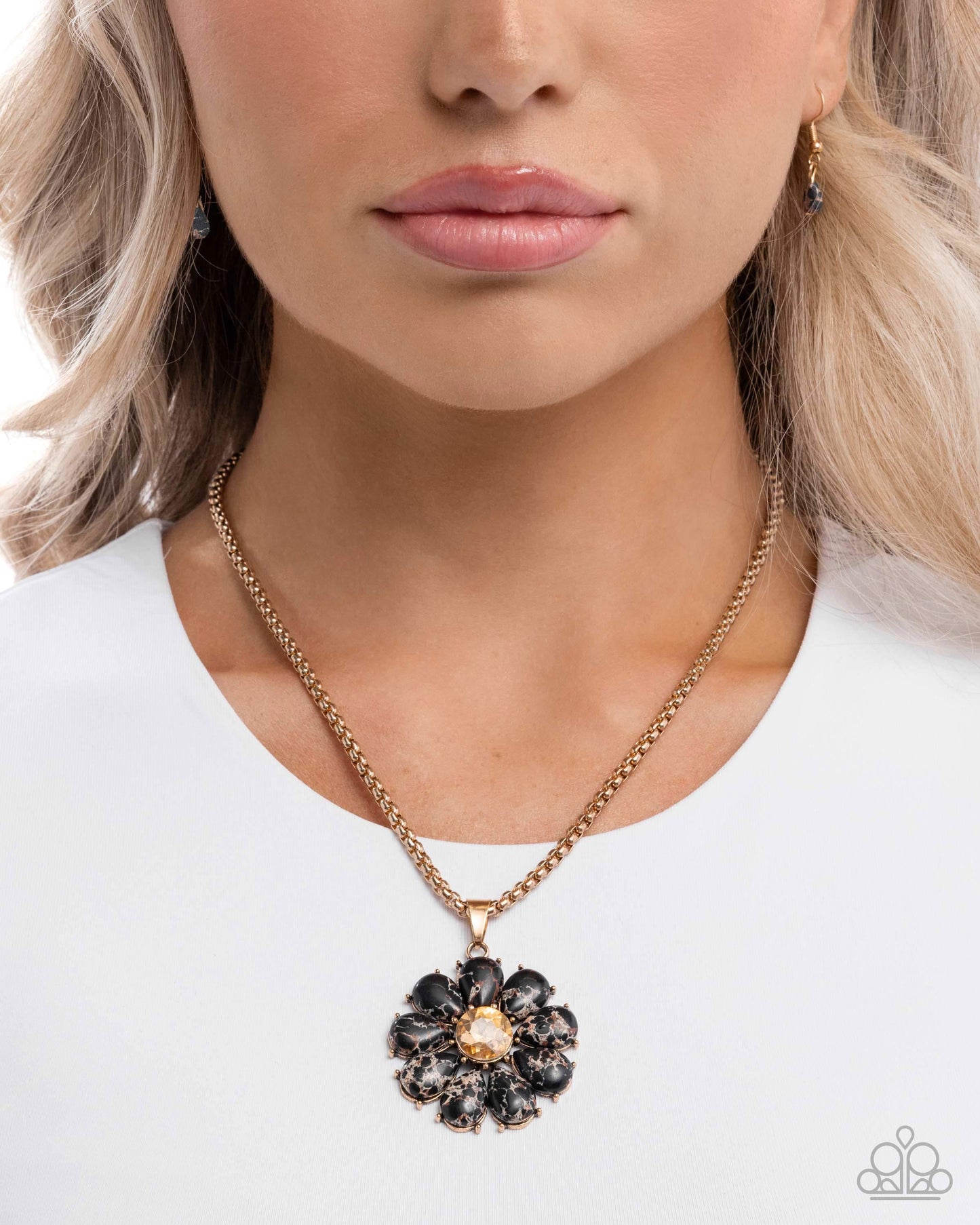 Creative Caliber - Black - Paparazzi Necklace Image