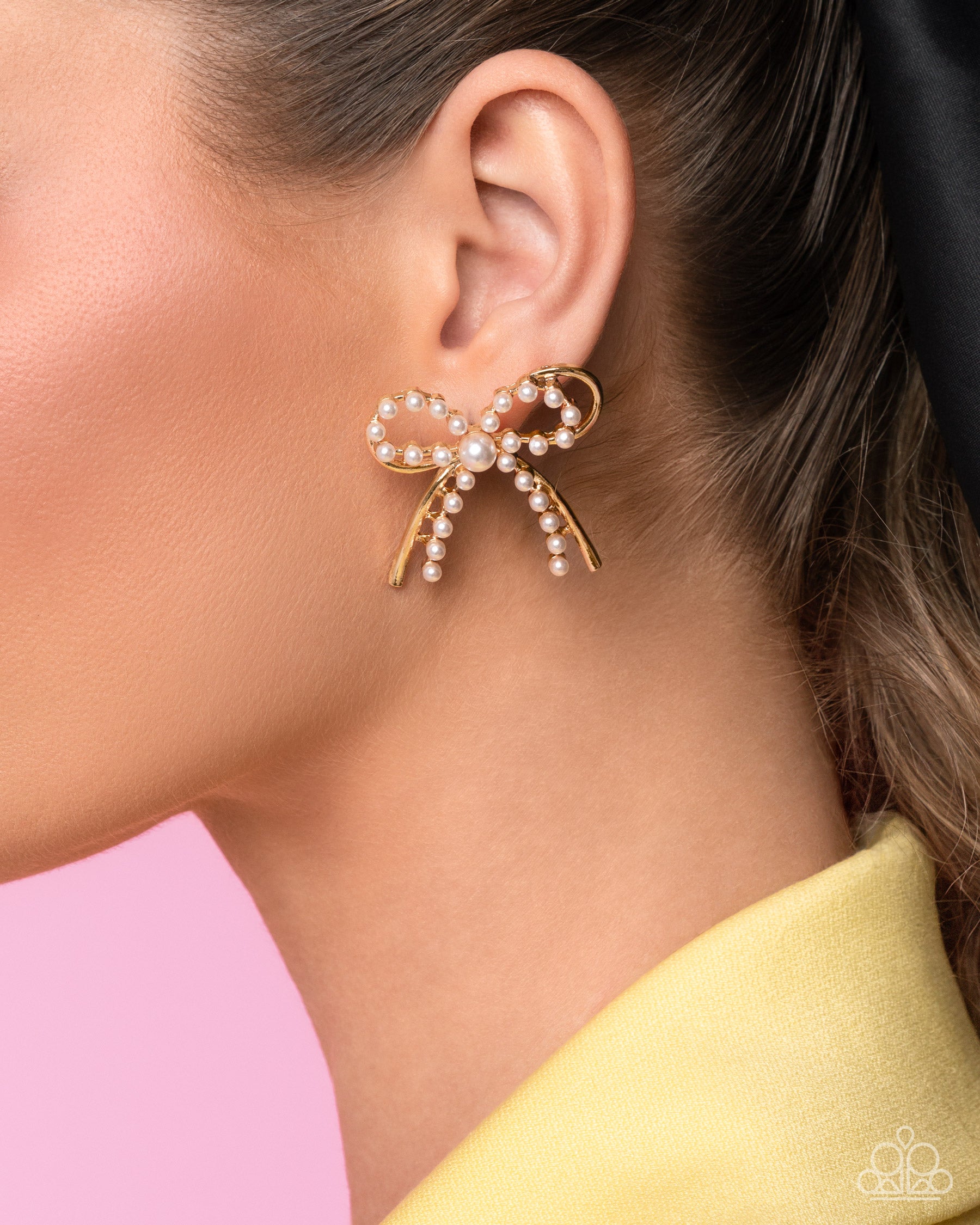 Girly Get Together - Gold - Paparazzi Earring Image