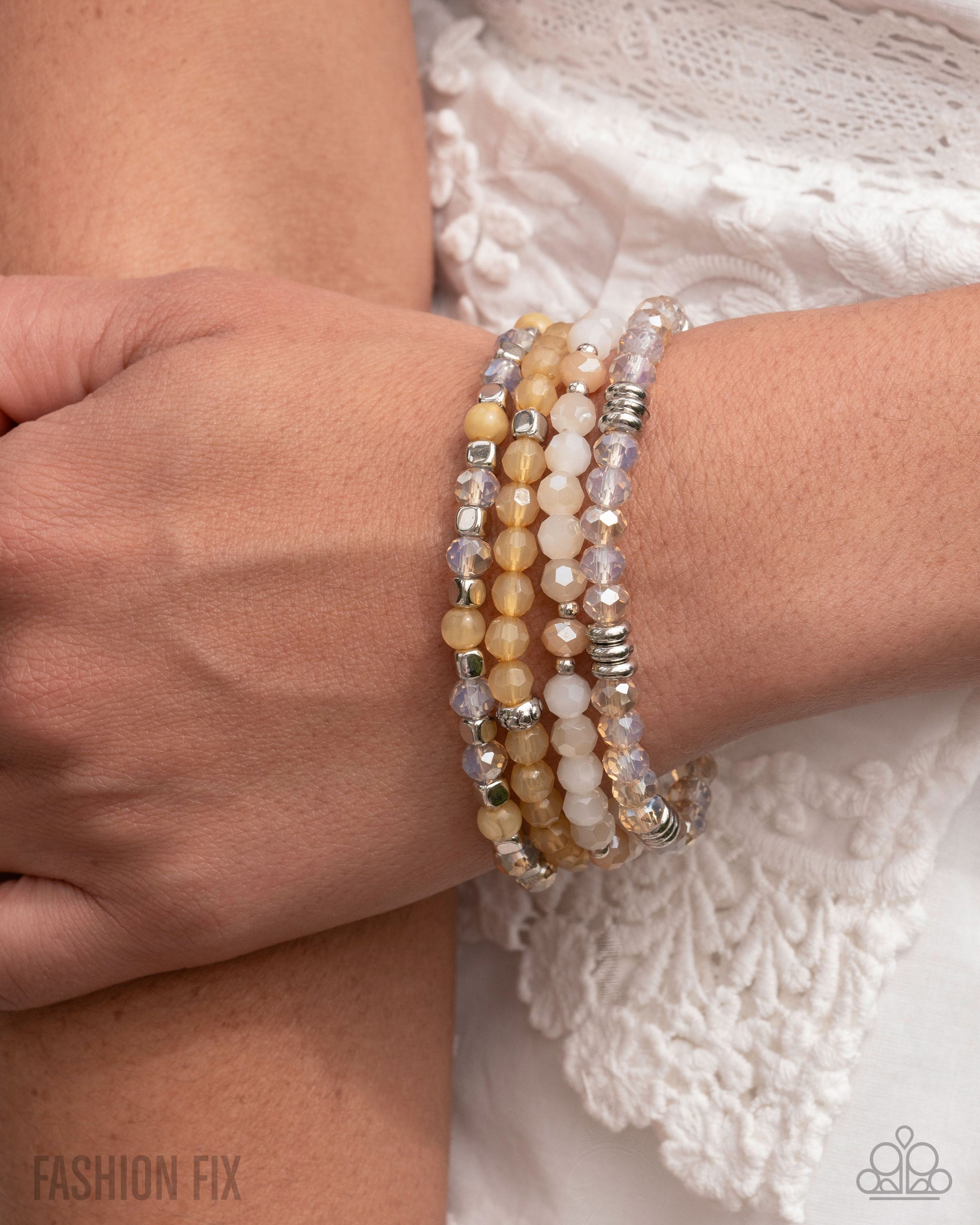 Colorful Commute - Paparazzi Bracelet Image