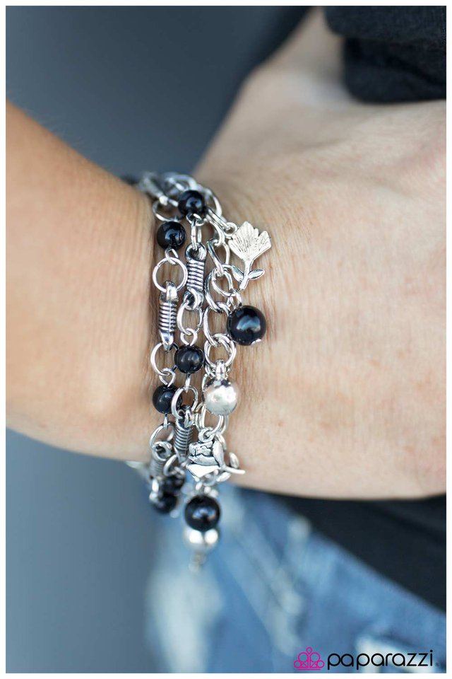 Paparazzi Bracelet ~ Like Fine Wine - Black
