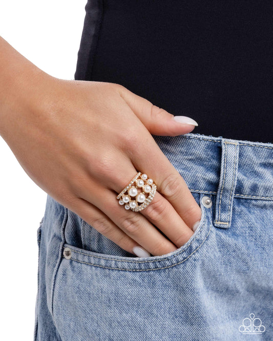 Glossy Gallery - Gold - Paparazzi Ring Image