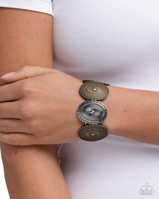 Tangible Tapestry - Brass - Paparazzi Bracelet Image