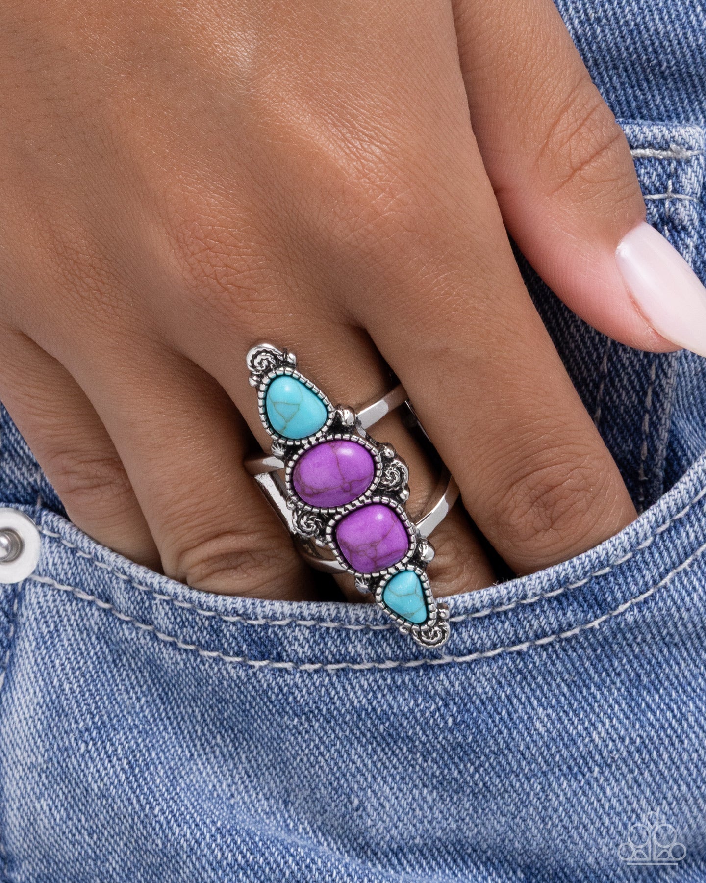 Suitably Santa Fe - Paparazzi Ring Image