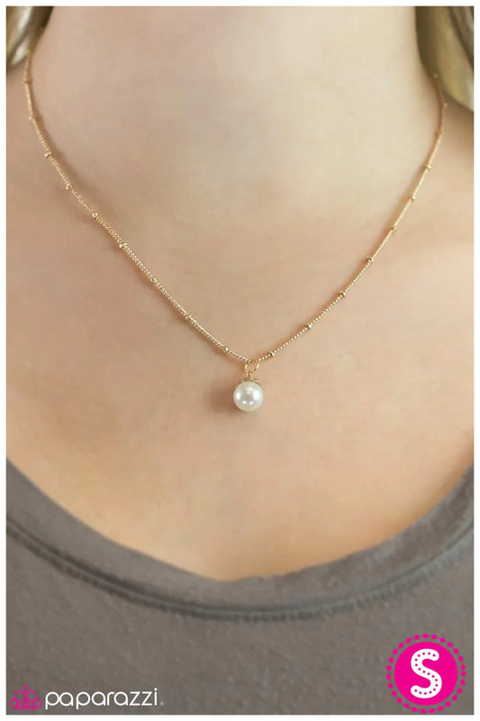 Paparazzi Necklace ~ To Have And To Hold - Gold