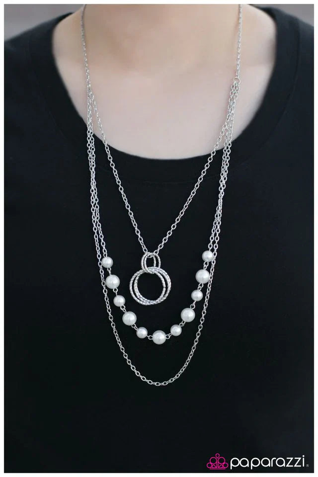 Paparazzi Necklace ~ I Can See Your Halo - White