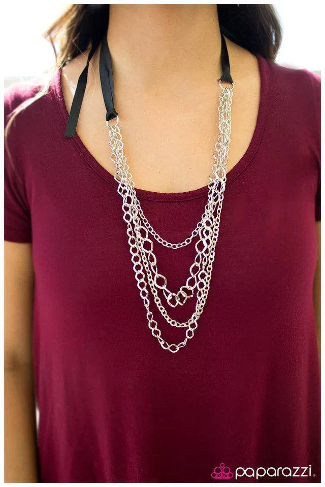 Paparazzi Necklace ~ No Strings Attached - Black