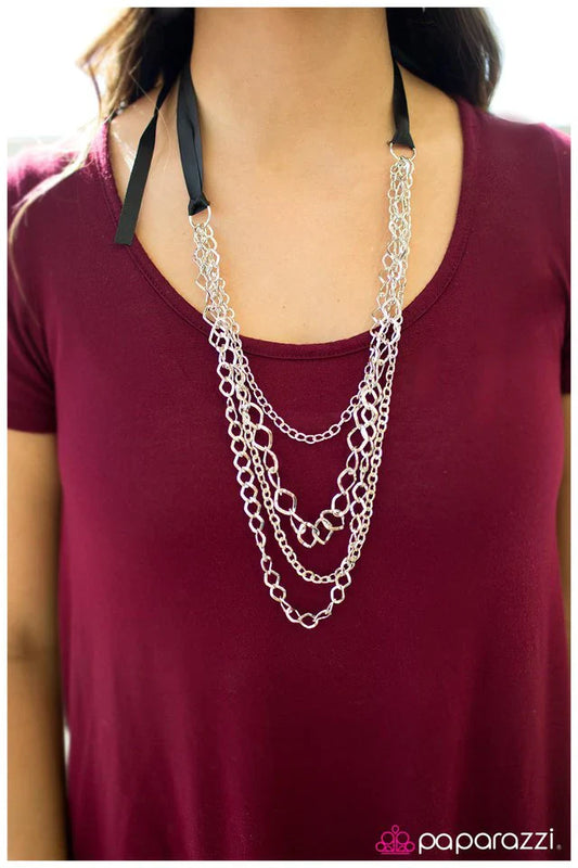Paparazzi Necklace ~ No Strings Attached - Black