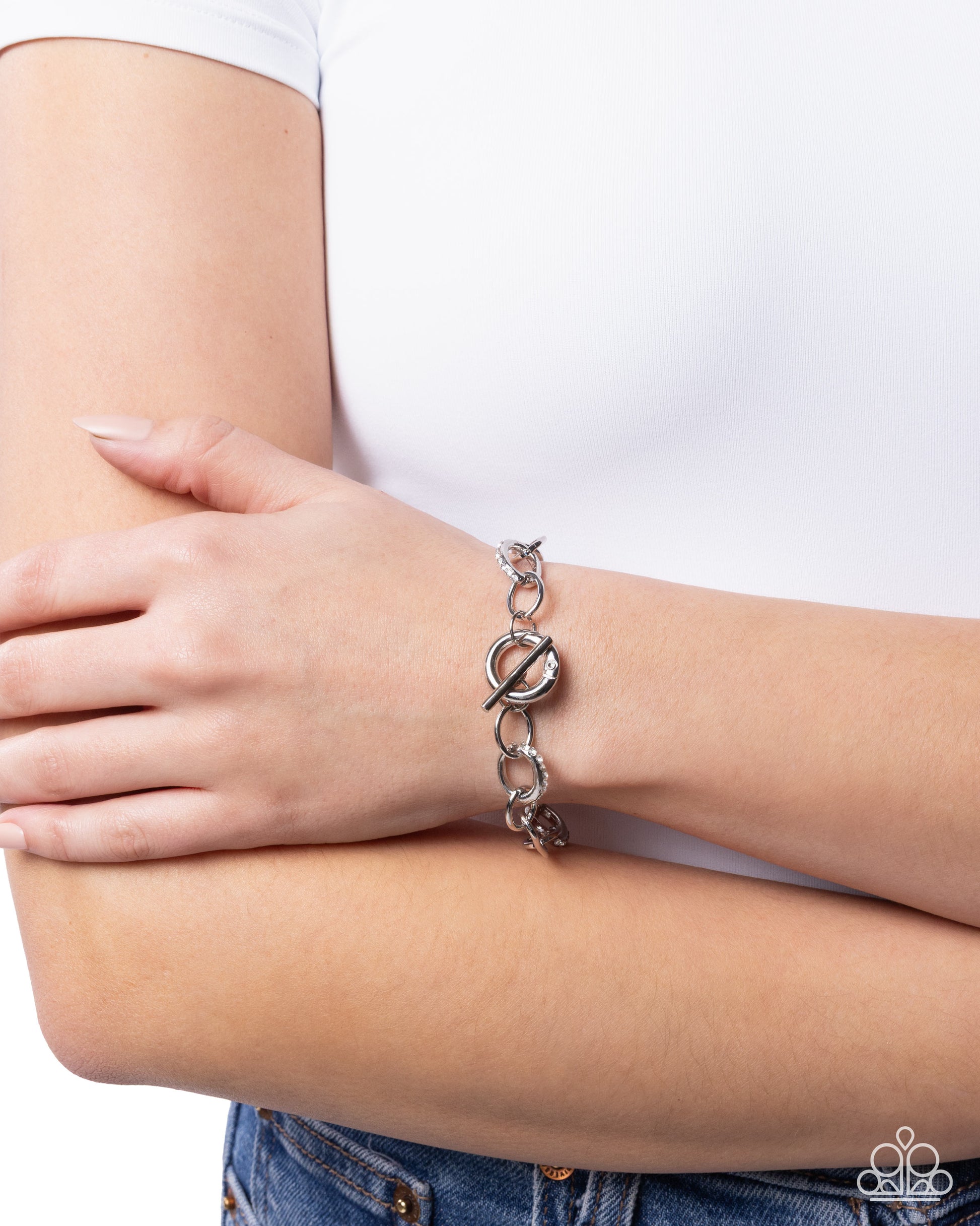 Collaborative Chic - Paparazzi Bracelet Image