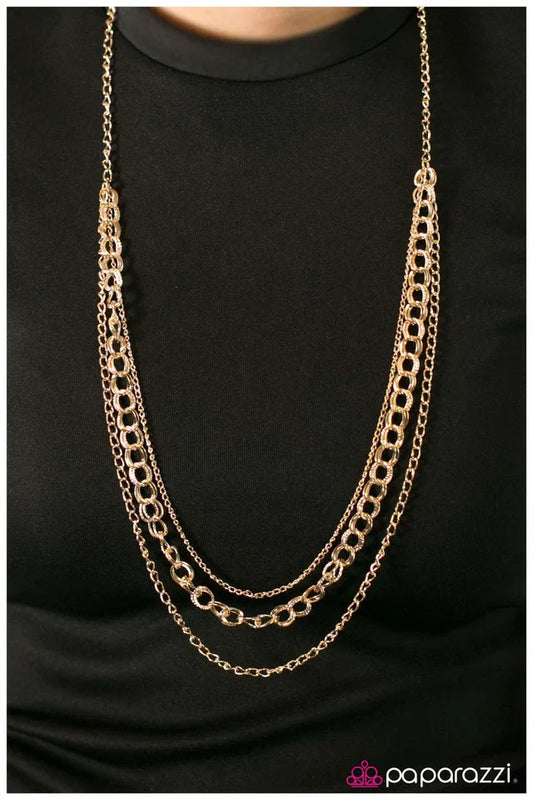 Paparazzi Necklace ~ Top Of The Chain - Gold