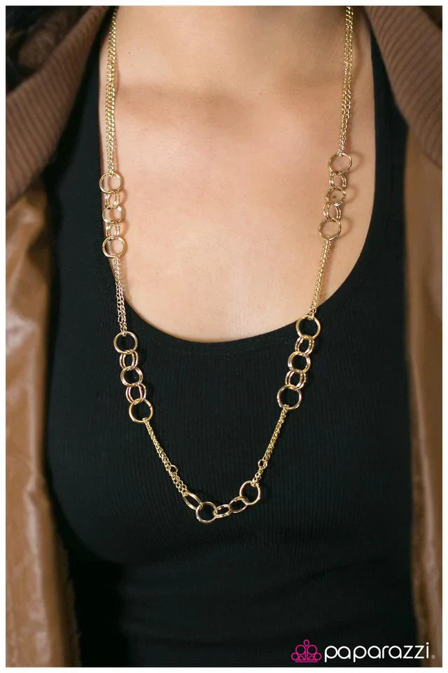 Paparazzi Necklace ~ Round Em Up - Gold