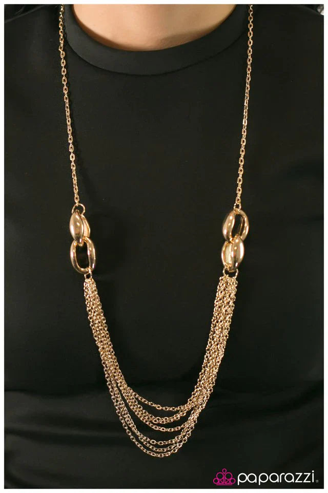 Paparazzi Necklace ~ Daringly Debonair - Gold