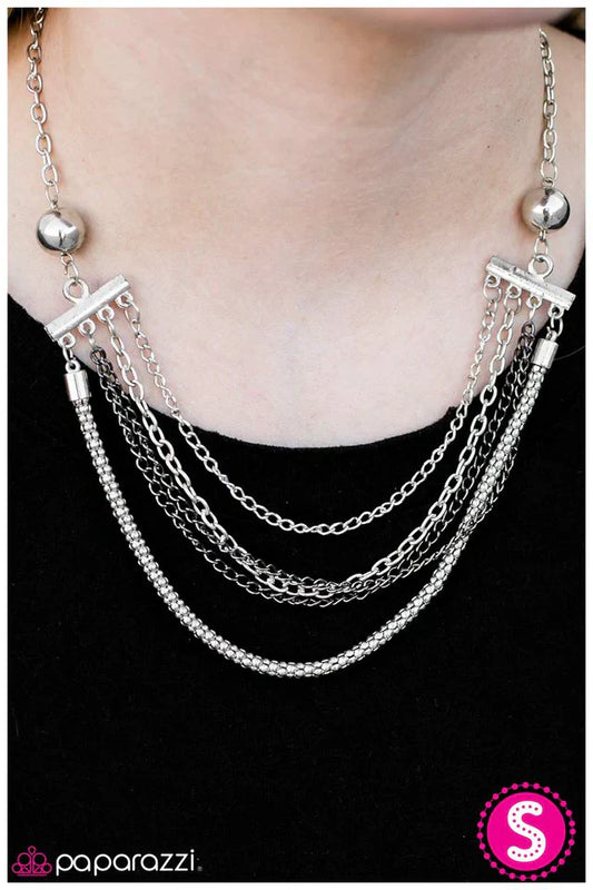Paparazzi Necklace ~ Metallic Mai Tai - Silver