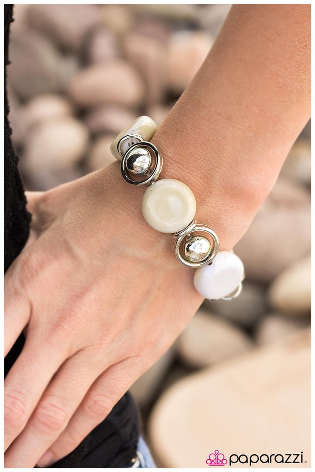 Paparazzi Bracelet ~ Totally Toasted - White