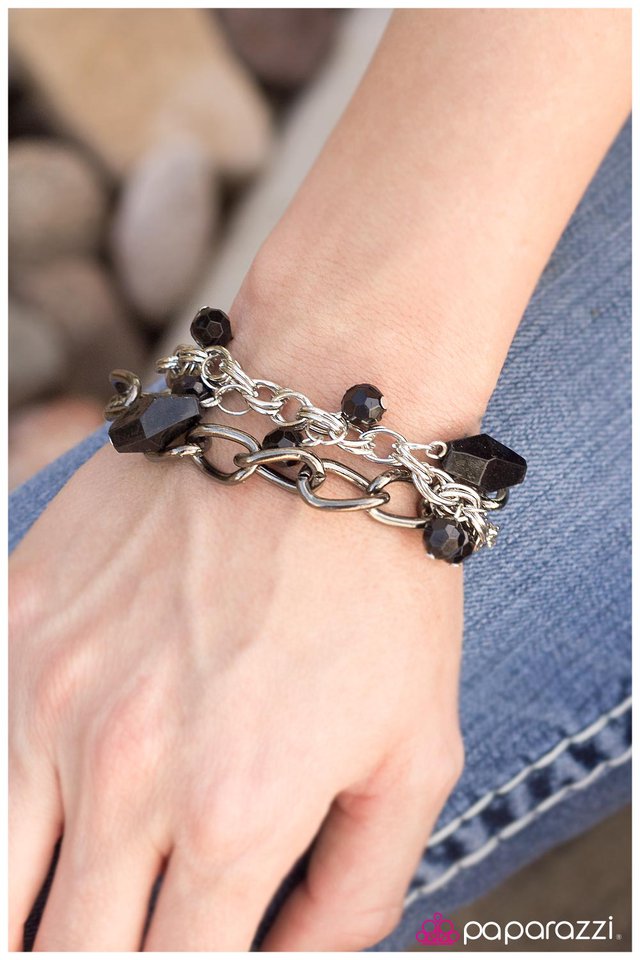 Paparazzi Bracelet ~ We Have a Winner! - Black