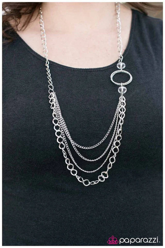 Paparazzi Necklace ~ Totally Worthwhile - White