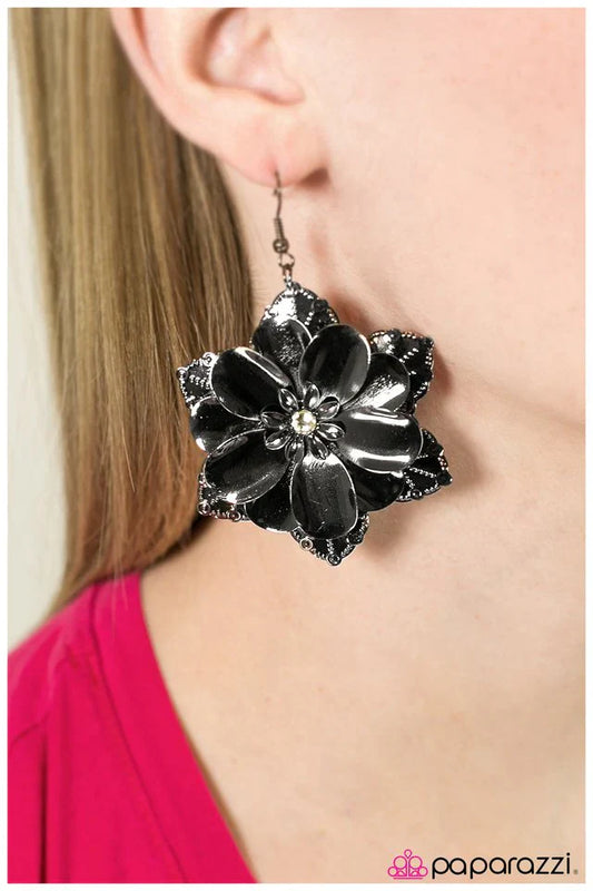 Paparazzi Earring ~ Took Me By Surprise - Black