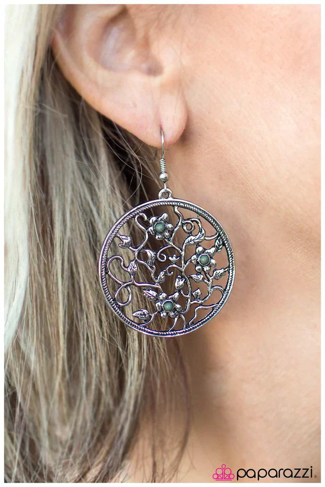 Paparazzi Earring ~ An Enchanted Forest - Green