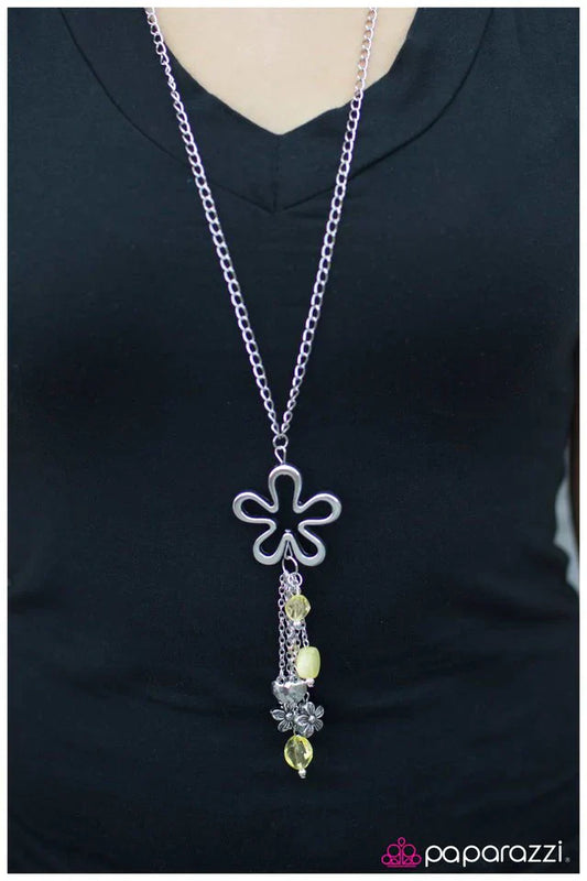 Paparazzi Necklace ~ The Flowers are Blooming - Yellow