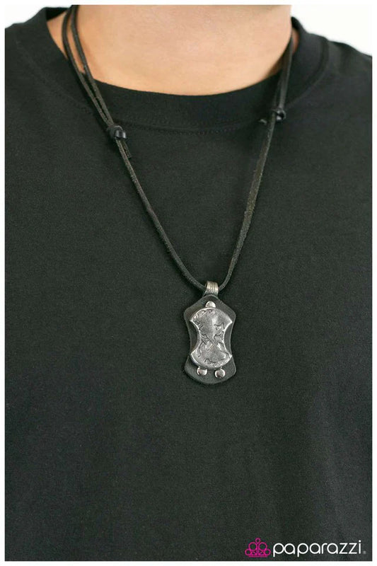 Paparazzi Necklace ~ Pirates of the Caribbean - Black